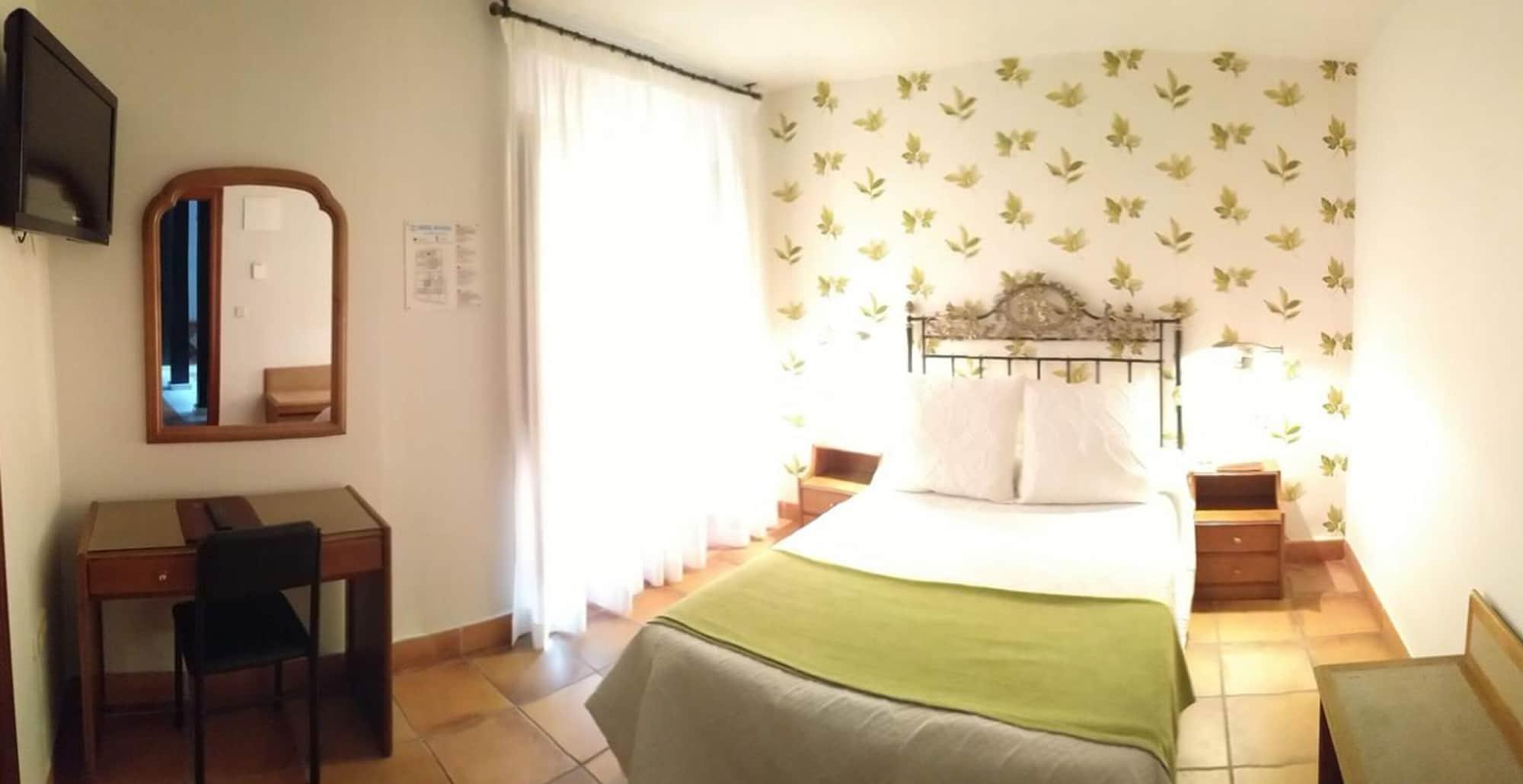 ลาส เนียเบส Hotel กรานาดา ภายนอก รูปภาพ