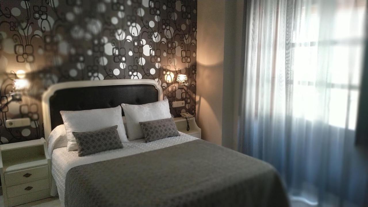 ลาส เนียเบส Hotel กรานาดา ภายนอก รูปภาพ